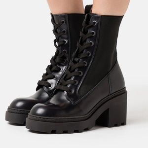 NWT Scotch & Soda Calista Platform Lace Up Boots